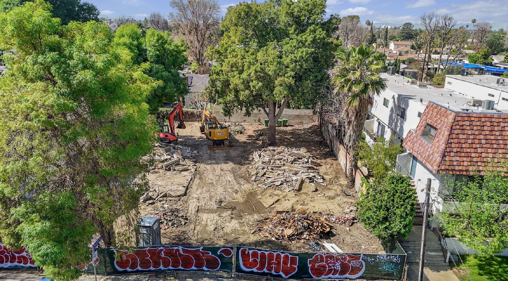 Aerial of the cleared site from Woodman Avenue